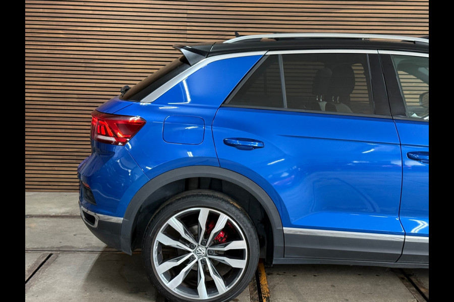 Volkswagen T-Roc 1.5 TSI Sport | Pano | Virtual Cockpit | Navi | 19' inch | Adaptive Cruise
