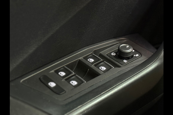 Volkswagen T-Roc 1.5 TSI Sport | Pano | Virtual Cockpit | Navi | 19' inch | Adaptive Cruise