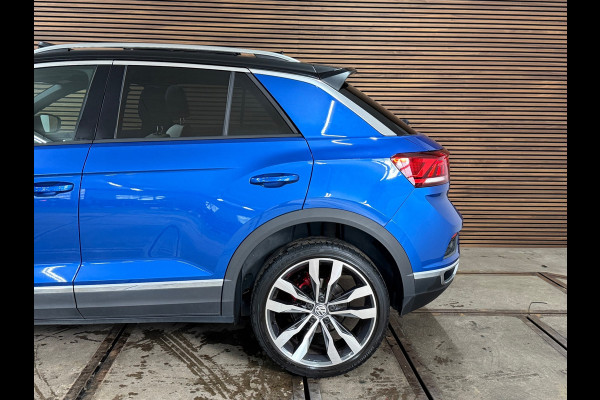 Volkswagen T-Roc 1.5 TSI Sport | Pano | Virtual Cockpit | Navi | 19' inch | Adaptive Cruise