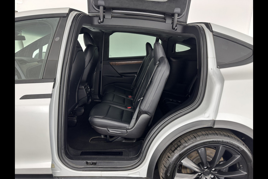 Tesla Model X Long Range [ 7-Pers. ] (INCL-BTW)  Aut. *PANO-WINDOW | AUTO-PILOT | LUXURY-LEATHER | TOP-VIEW | NAVI-FULLMAP | FULL-LED | AIR-SUSPENSION | DIGI-COCKPIT | KEYLESS | CAMERA | DAB+ | HEATED-COMFORTSEATS | 22''ALU*