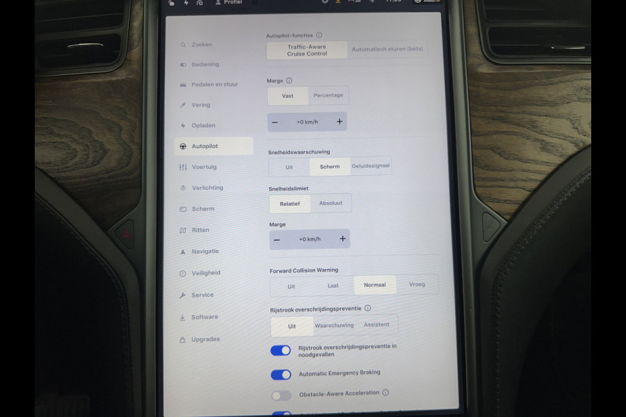 Tesla Model X Long Range [ 7-Pers. ] (INCL-BTW)  Aut. *PANO-WINDOW | AUTO-PILOT | LUXURY-LEATHER | TOP-VIEW | NAVI-FULLMAP | FULL-LED | AIR-SUSPENSION | DIGI-COCKPIT | KEYLESS | CAMERA | DAB+ | HEATED-COMFORTSEATS | 22''ALU*