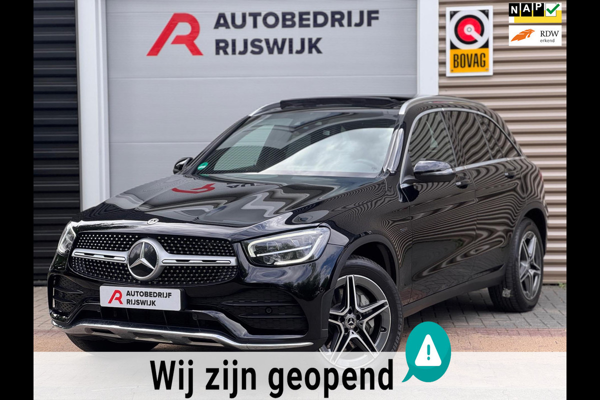 Mercedes-Benz GLC 300e AMG 4MATIC Pano/Camera/Keyless/Sfeer