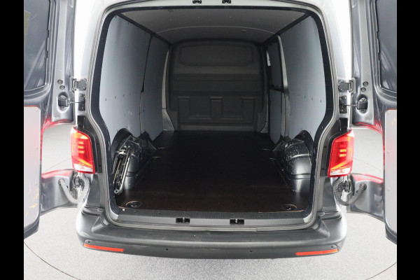 Volkswagen Transporter 2.0 TDI L2H1 28 Economy Business