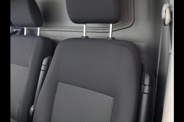 Volkswagen Transporter 2.0 TDI L2H1 28 Economy Business