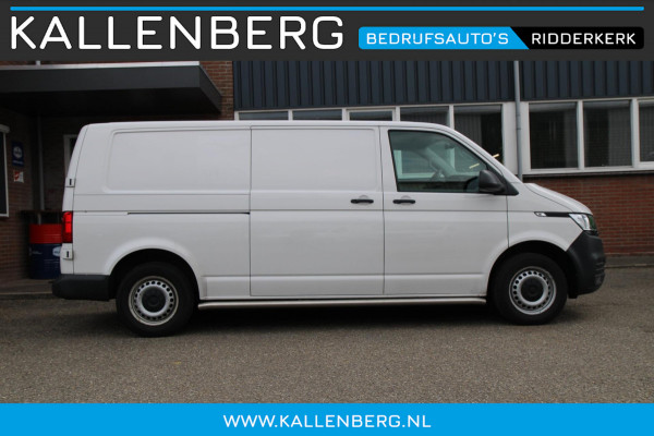 Volkswagen Transporter 2.0 TDI L2H1 150PK / App connect / Navi / Trekhaak / Cruise