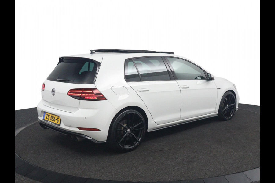 Volkswagen Golf 7.5 R 4Motion*AKRA*DSG*PANO*CAMERA*ACC*BLINDSP*BTW