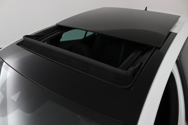 Volkswagen Golf 7.5 R 4Motion*AKRA*DSG*PANO*CAMERA*ACC*BLINDSP*BTW