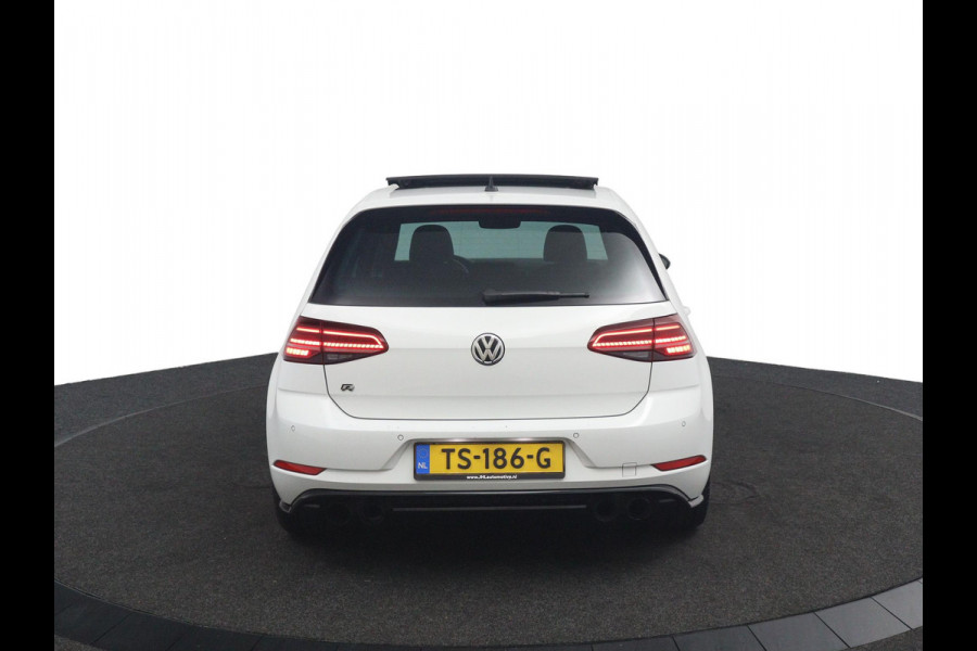 Volkswagen Golf 7.5 R 4Motion*AKRA*DSG*PANO*CAMERA*ACC*BLINDSP*BTW
