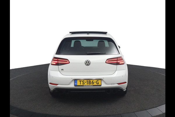 Volkswagen Golf 7.5 R 4Motion*AKRA*DSG*PANO*CAMERA*ACC*BLINDSP*BTW