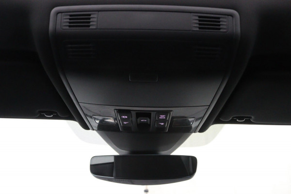 Volkswagen Golf 7.5 R 4Motion*AKRA*DSG*PANO*CAMERA*ACC*BLINDSP*BTW