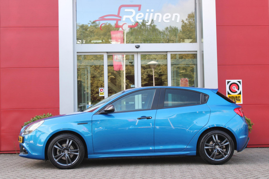 Alfa Romeo Giulietta 1.4 Turbo 120PK SPORT | ACHTERUITRIJ CAMERA | DAB+ RADIO | PARKEERSENSOREN VOOR EN ACHTER | AFNEEMBARE TREKHAAK | CRUISE CONTROL | CLIMATE CONTROL | SUPER NETTE AUTO! |
