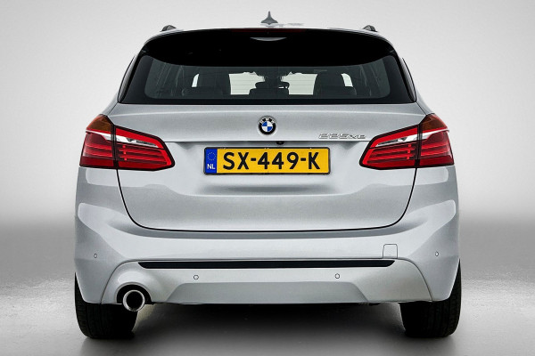 BMW 2 Serie Active Tourer 225xe iPerformance High Executive(NL-auto, Dealer Onderh, Trekhaak, Stoelv, Head-up, PDC V+A, Navi, Etc)