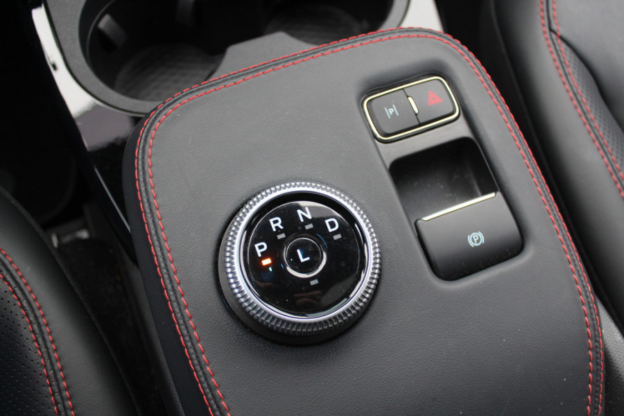 Ford Mustang Mach-E Extended First Edition AWD 98 kWh / SoH 94.9% / Trekhaak / Panoramadak / Camera / Leder / 19'' / B&O / Keyless / DAB / Dodehoek / ACC / Navigatie / Sfeerverlichting / Stoelverwarming