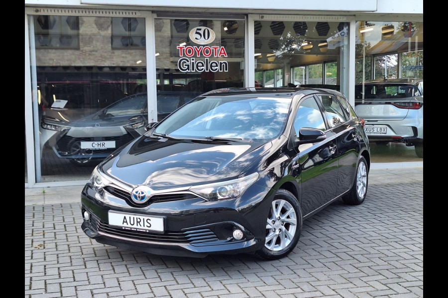 Toyota Auris 1.8 Hybrid Dynamic | Navigatie, 16 inch, Parkeercamera, Cruise control, Stuurbediening, Bluetooth