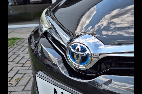 Toyota Auris 1.8 Hybrid Dynamic | Navigatie, 16 inch, Parkeercamera, Cruise control, Stuurbediening, Bluetooth