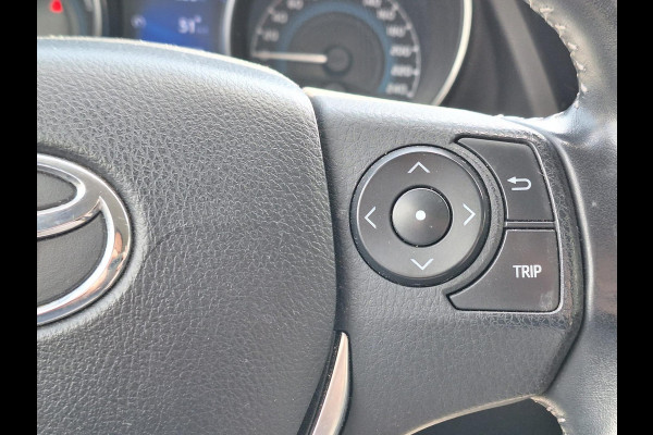 Toyota Auris 1.8 Hybrid Dynamic | Navigatie, 16 inch, Parkeercamera, Cruise control, Stuurbediening, Bluetooth