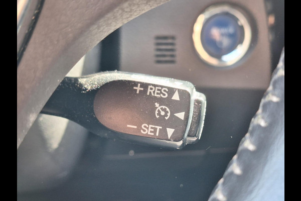 Toyota Auris 1.8 Hybrid Dynamic | Navigatie, 16 inch, Parkeercamera, Cruise control, Stuurbediening, Bluetooth
