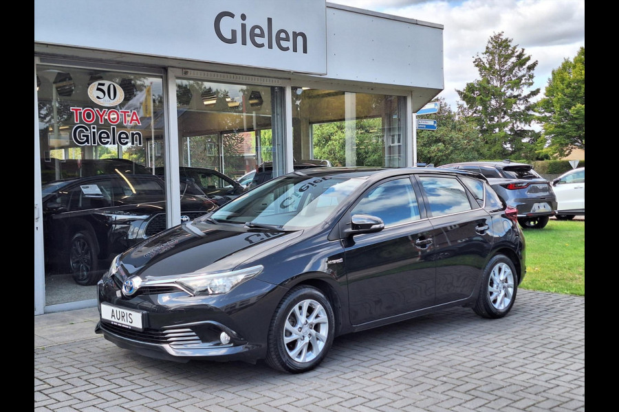 Toyota Auris 1.8 Hybrid Dynamic | Navigatie, 16 inch, Parkeercamera, Cruise control, Stuurbediening, Bluetooth