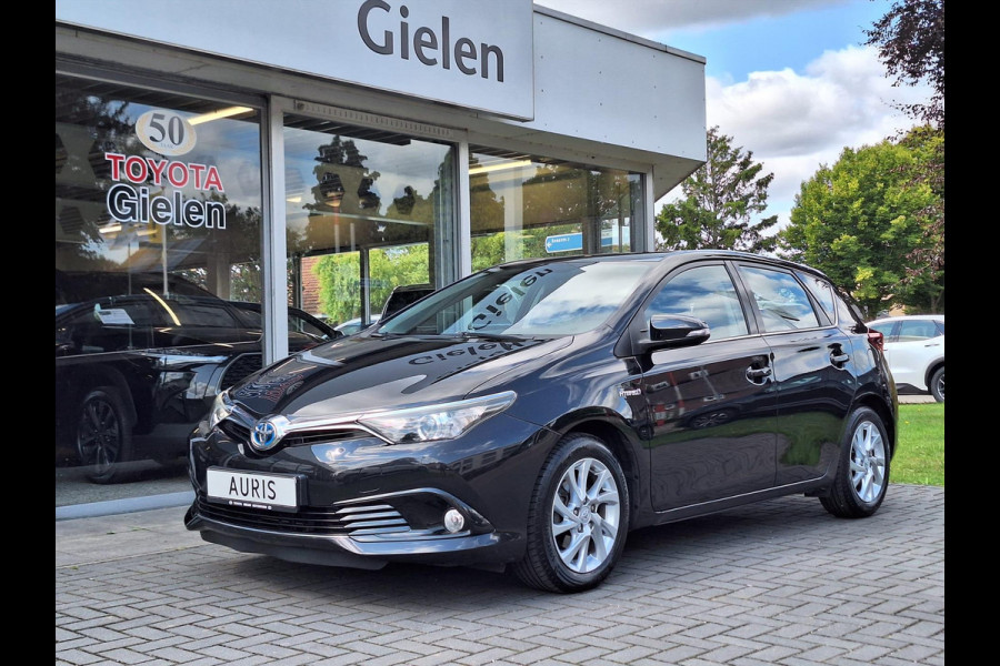 Toyota Auris 1.8 Hybrid Dynamic | Navigatie, 16 inch, Parkeercamera, Cruise control, Stuurbediening, Bluetooth