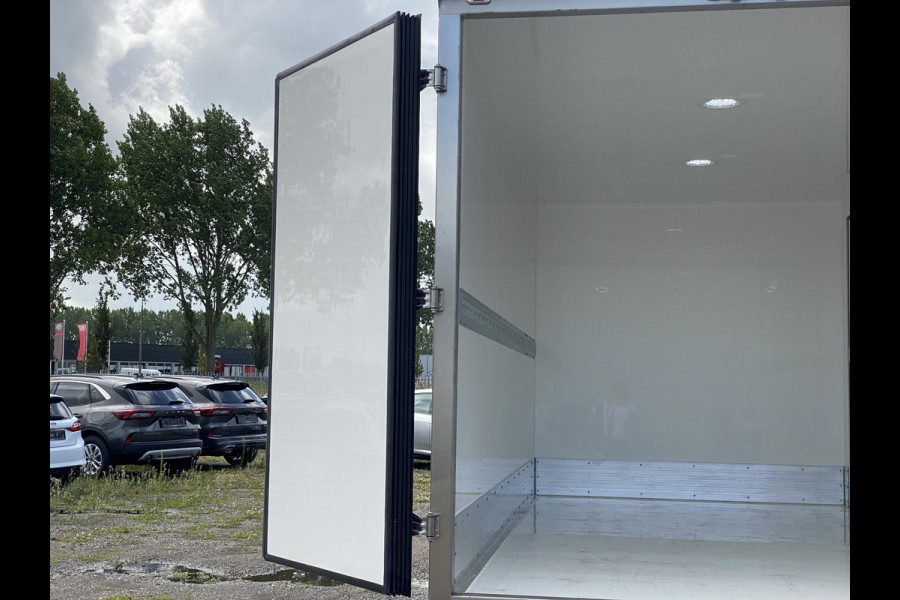 Ford Transit 350 2.0 TDCI L4H1 Trend RWD | 130pk | Zuid | Geïsoleerde Bakwagen! | Zijdeur | Deuren achter | Airco | Cruise control | BPM VRIJ