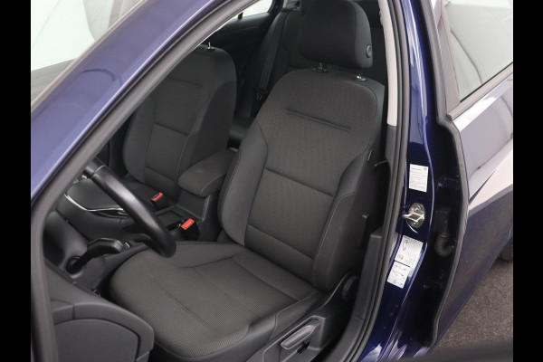 Volkswagen Golf 1.0 TSI Comfortline | Carplay | Adaptive cruise | Navigatie | Climate control | Parkeerhulp | Bluetooth