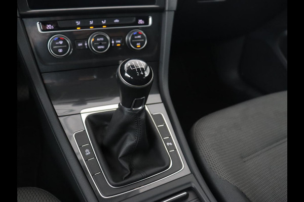 Volkswagen Golf 1.0 TSI Comfortline | Carplay | Adaptive cruise | Navigatie | Climate control | Parkeerhulp | Bluetooth