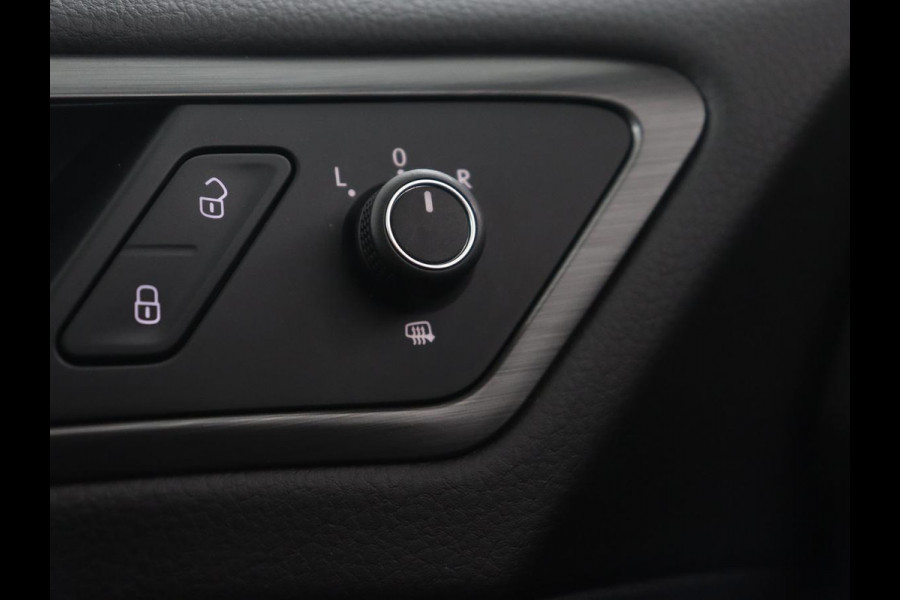 Volkswagen Golf 1.0 TSI Comfortline | Carplay | Adaptive cruise | Navigatie | Climate control | Parkeerhulp | Bluetooth