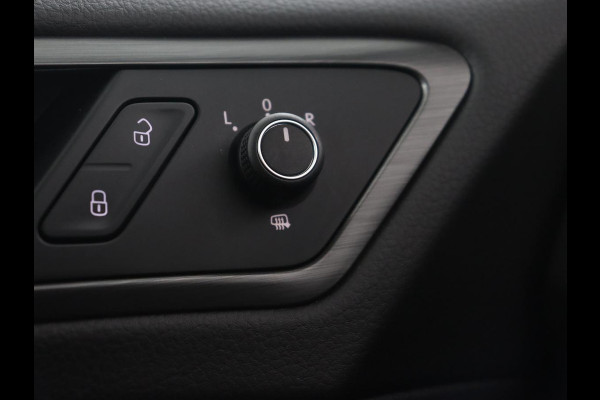 Volkswagen Golf 1.0 TSI Comfortline | Carplay | Adaptive cruise | Navigatie | Climate control | Parkeerhulp | Bluetooth