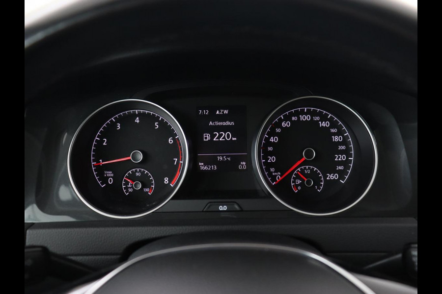 Volkswagen Golf 1.0 TSI Comfortline | Carplay | Adaptive cruise | Navigatie | Climate control | Parkeerhulp | Bluetooth