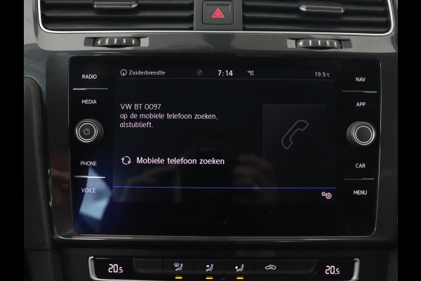 Volkswagen Golf 1.0 TSI Comfortline | Carplay | Adaptive cruise | Navigatie | Climate control | Parkeerhulp | Bluetooth