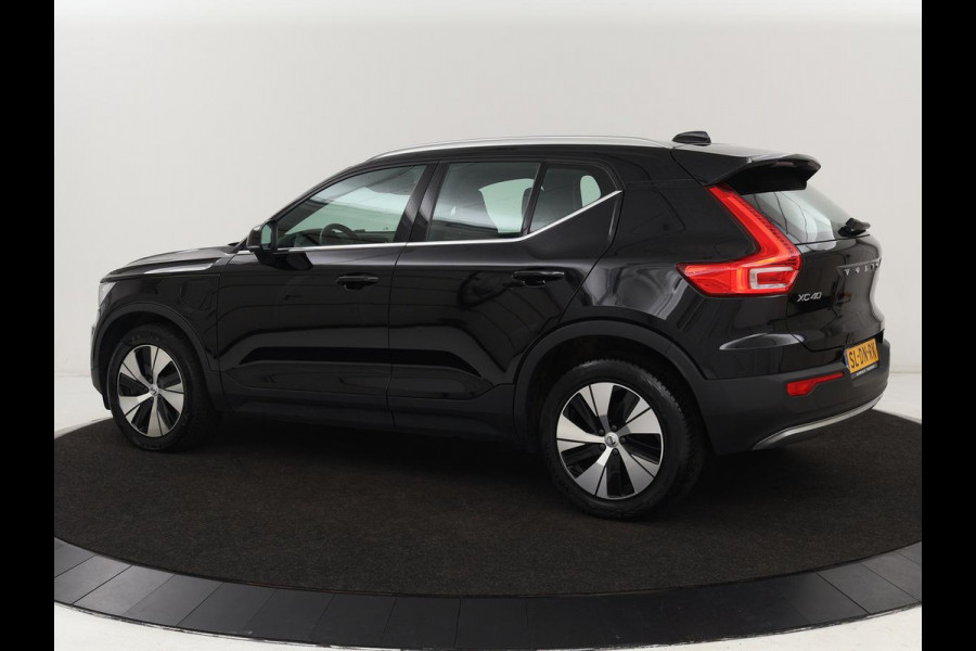 Volvo XC40 1.5 T4 Recharge Inscription Expression | Camera | Carplay | Navigatie | Keyless | Full LED | Climate control | Verwarmde voorruit | Cruise control | PHEV