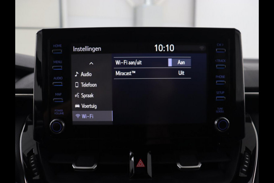 Toyota Corolla 1.8 Hybrid Business Plus | Trekhaak | Stoelverwarming | Camera | Carplay | Adaptive cruise | Full LED | Keyless