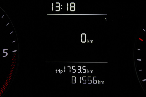 Volkswagen Caddy 2.0 TDI L1H1 BMT > cruise control/trekhaak/imperiaal/all season banden