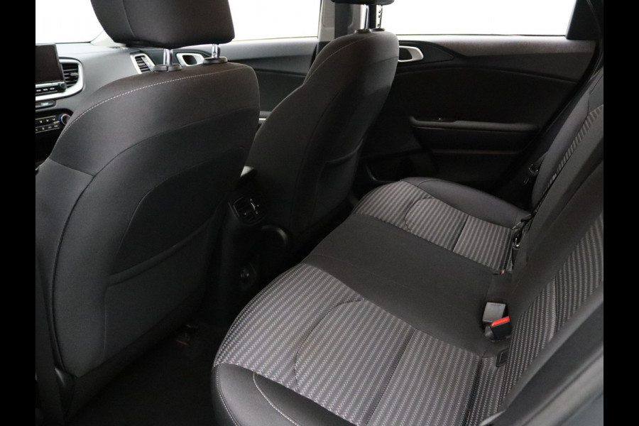 Kia Ceed Sportswagon 160pk T-GDi DynamicLine Camera | Adapt. Cruise | Navi | Parkeersens. achter | Trekhaak