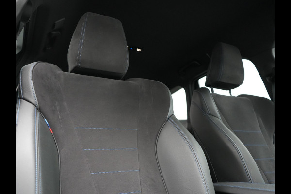 BMW X1 xDrive30e M Sport Plug In Hybrid 326pk Dealer O.H PHEV | Trekhaak Af Fabriek | Head Up | 360 Camera | Adaptive Cruise | Harman Kardon | Alcantara Sportstoelen Memory & Verwarmd | Apple Carplay | Navigatie | Sfeerverlichting |