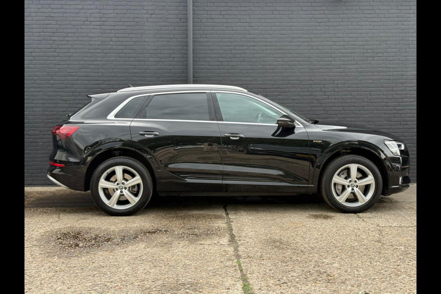 Audi e-tron E-tron 50 quattro Launch edition plus 71 kWh NAVI | PDC | CARPLAY | LEDER | STOELVERWARMING