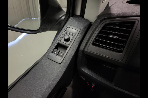 Volkswagen Transporter 2.0TDI L2/H1 Trekhaak Euro 6!
