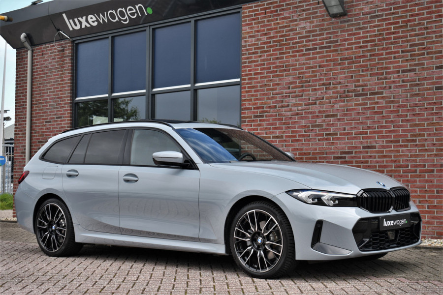 BMW 3 Serie Touring 330e xDrive M-Sport Pano ACC Trekh HUD HiFi Leder Brooklyngrau!