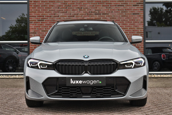 BMW 3 Serie Touring 330e xDrive M-Sport Pano ACC Trekh HUD HiFi Leder Brooklyngrau!