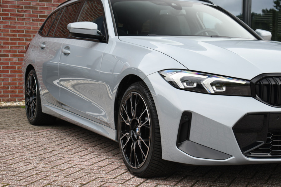 BMW 3 Serie Touring 330e xDrive M-Sport Pano ACC Trekh HUD HiFi Leder Brooklyngrau!