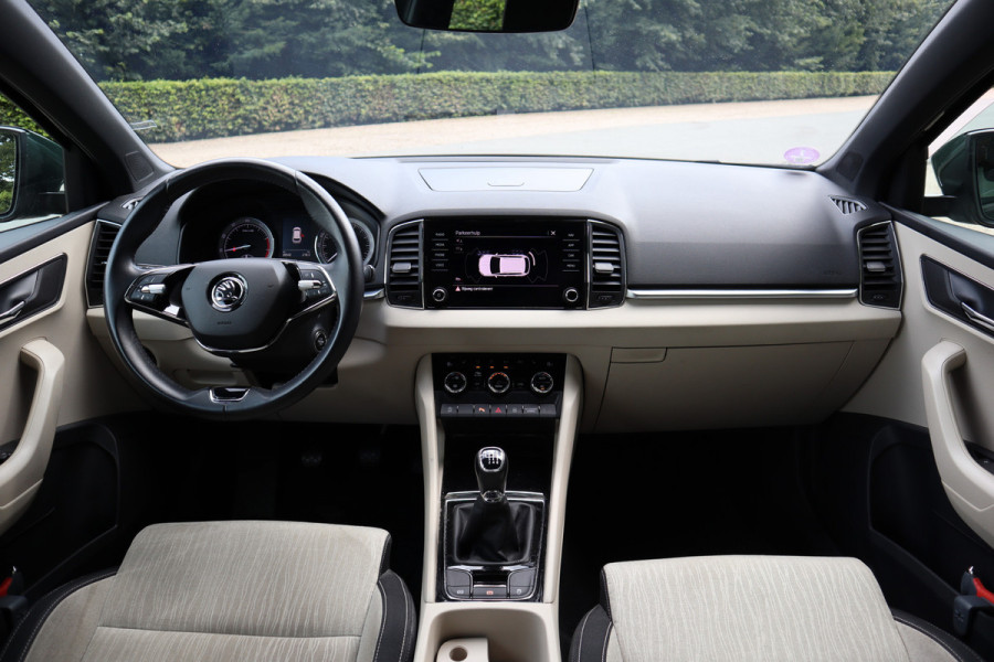 Škoda Karoq 1.0 TSI Business Edition Plus | Camera | Stoelverwarming + elektr. verstelbaar | Navi |
