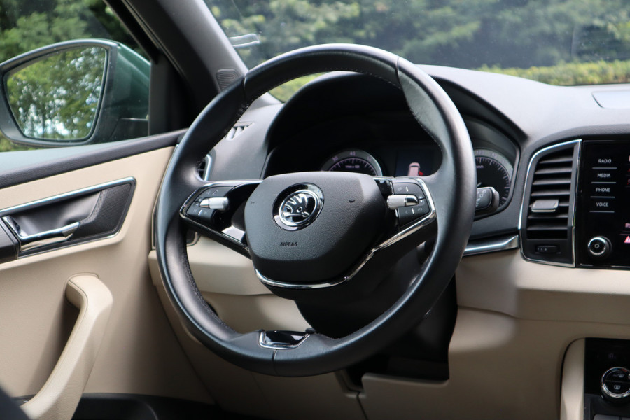 Škoda Karoq 1.0 TSI Business Edition Plus | Camera | Stoelverwarming + elektr. verstelbaar | Navi |