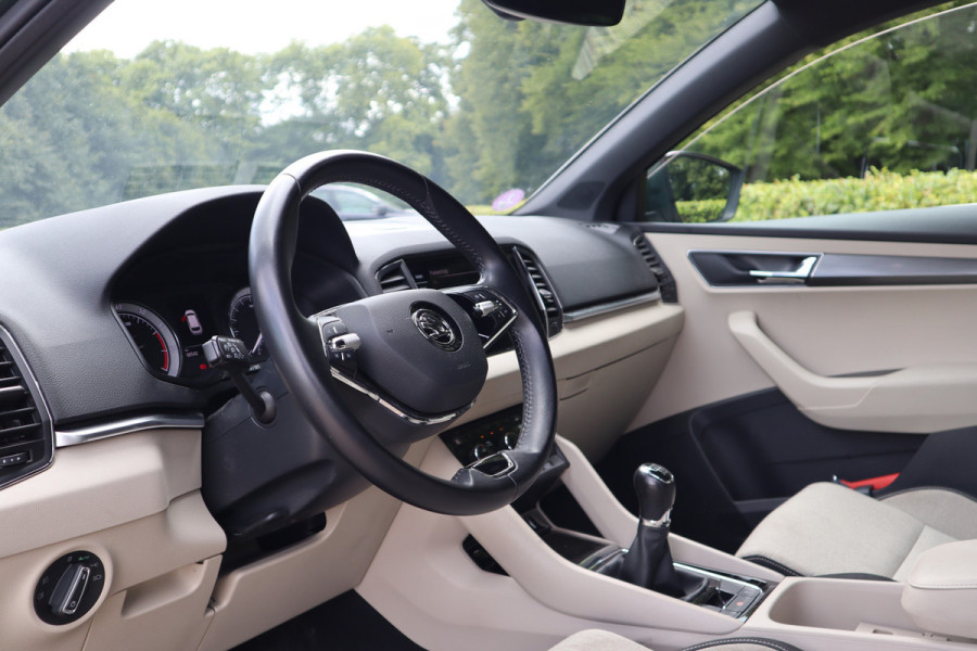 Škoda Karoq 1.0 TSI Business Edition Plus | Camera | Stoelverwarming + elektr. verstelbaar | Navi |