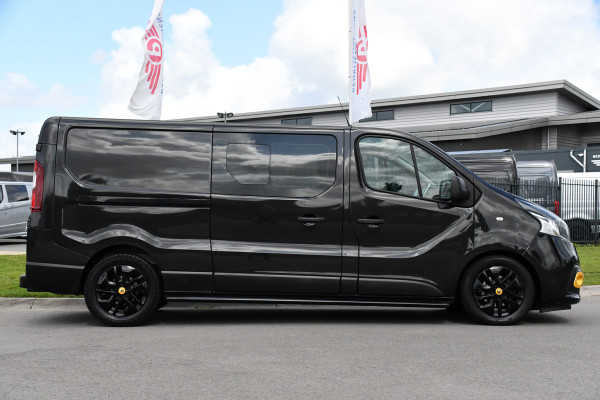 Renault Trafic 1.6 dCi T29 L2H1 DC Formula Edition Camera, Cruise, 145pk, 2 x Schuifdeur, Leder, multimedia, Clima, Trekhaak, Uniek!