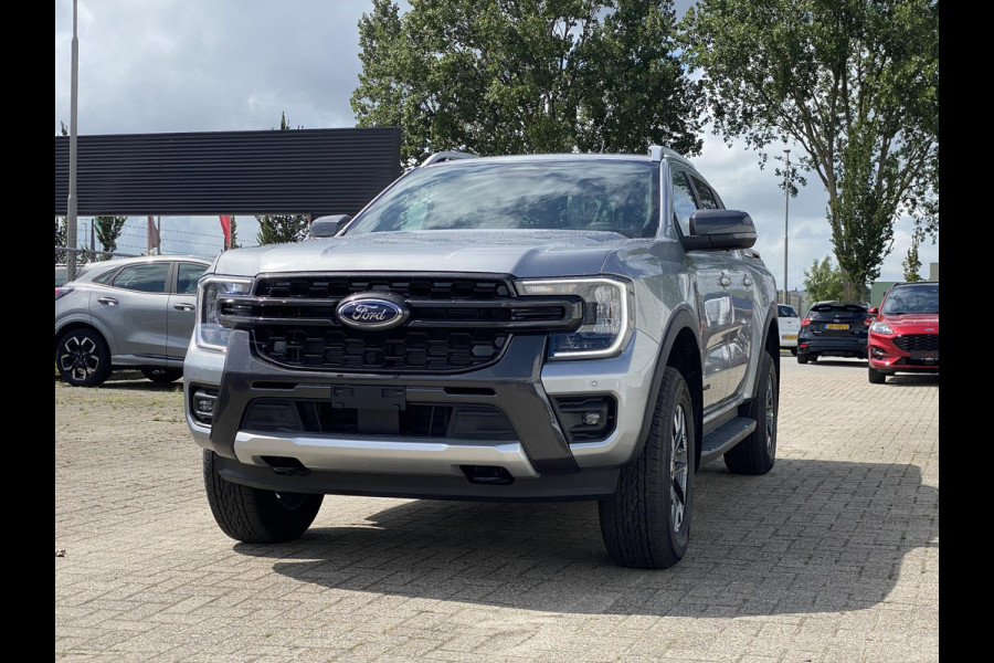 Ford Ranger 2.3 PHEV Wildtrak Double Cab 281pk | 5 persoons! | Technology Pack Plus Trailer | Cargo Area Pack | Power Rollertop | Prijs excl. BTW incl. BPM | laadkabel mode 3 16A