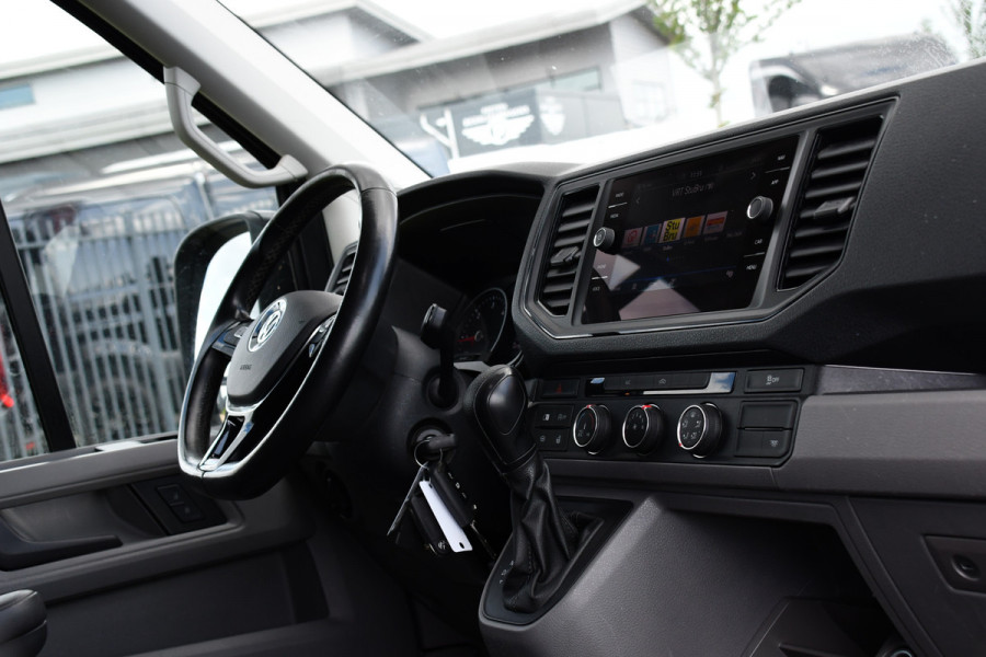 Volkswagen Crafter 35 2.0 TDI L3H3 Highline PB Edition Cruise, Camera, Carplay, 177pk, LED, Automaat, Leder, Multimedia, Uniek!