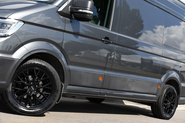 Volkswagen Crafter 35 2.0 TDI L3H3 Highline PB Edition Cruise, Camera, Carplay, 177pk, LED, Automaat, Leder, Multimedia, Uniek!