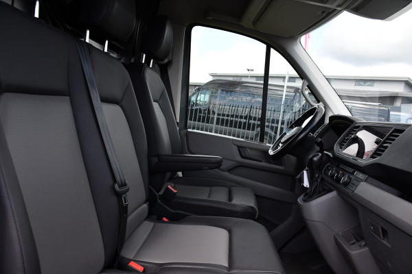 Volkswagen Crafter 35 2.0 TDI L3H3 Highline PB Edition Cruise, Camera, Carplay, 177pk, LED, Automaat, Leder, Multimedia, Uniek!