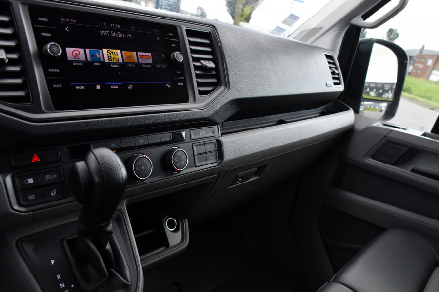 Volkswagen Crafter 35 2.0 TDI L3H3 Highline PB Edition Cruise, Camera, Carplay, 177pk, LED, Automaat, Leder, Multimedia, Uniek!