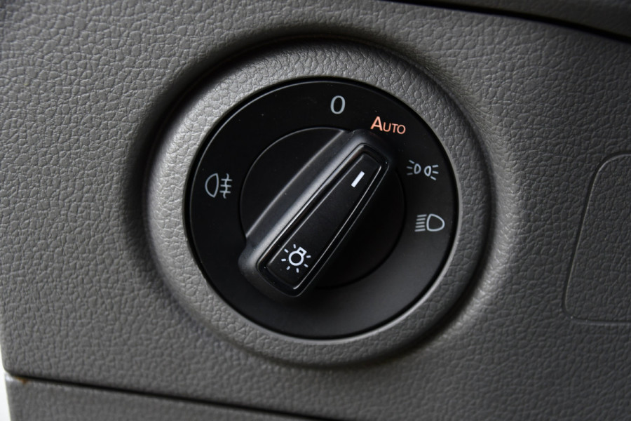 Volkswagen Crafter 35 2.0 TDI L3H3 Highline PB Edition Cruise, Camera, Carplay, 177pk, LED, Automaat, Leder, Multimedia, Uniek!
